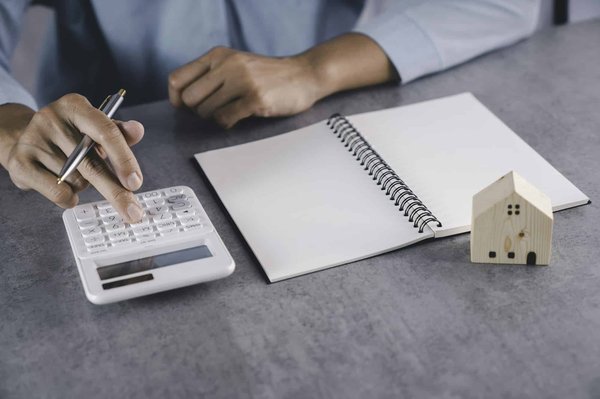 Comment se déroule le processus d'achat d'un bien immobilier en Corse ?