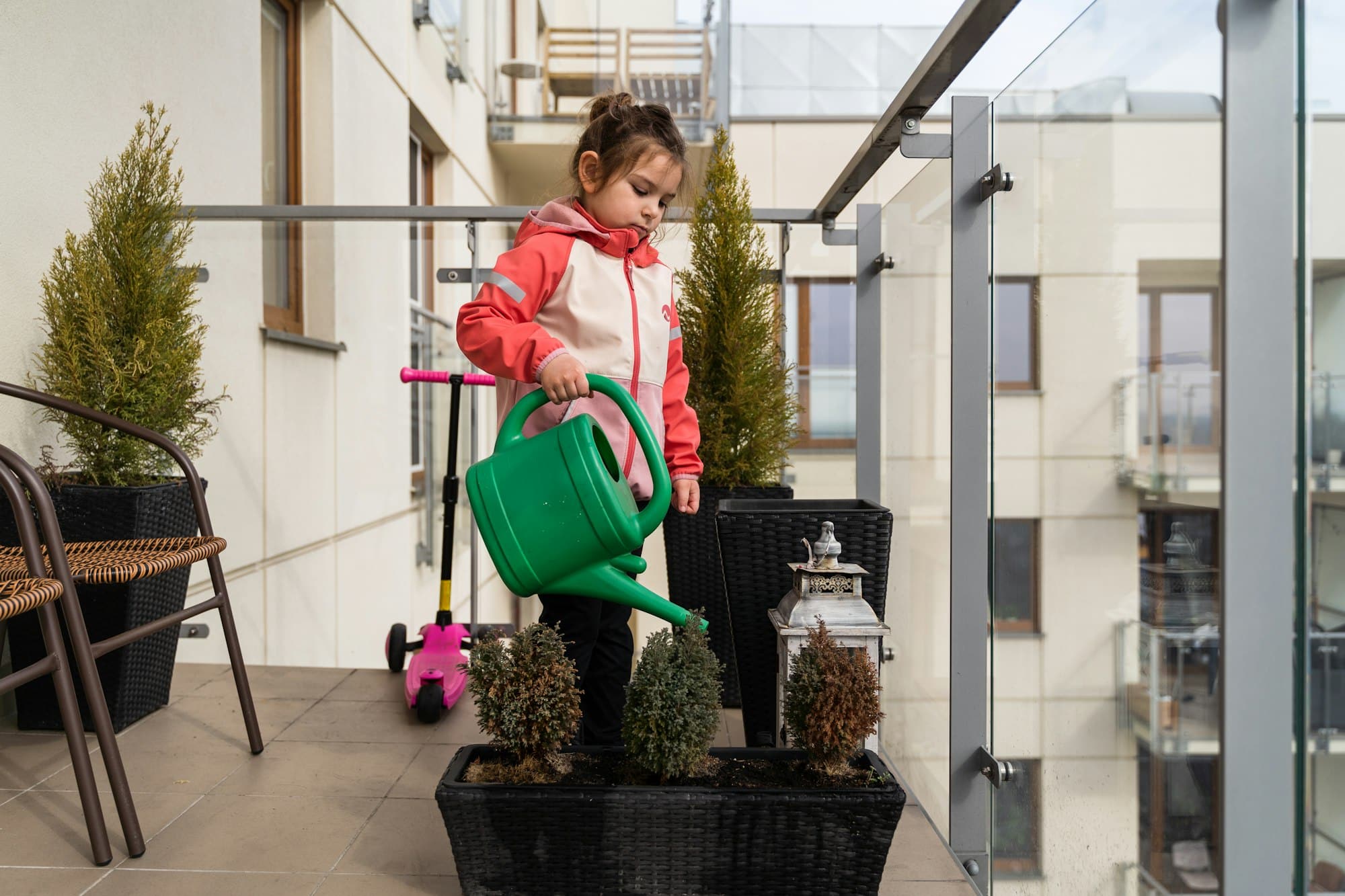 Comment transformer une terrasse en jardin urbain?